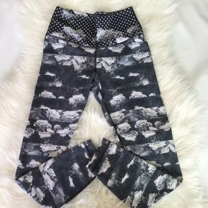 Lululemon Wunder Under leggings 7/8 length size 4